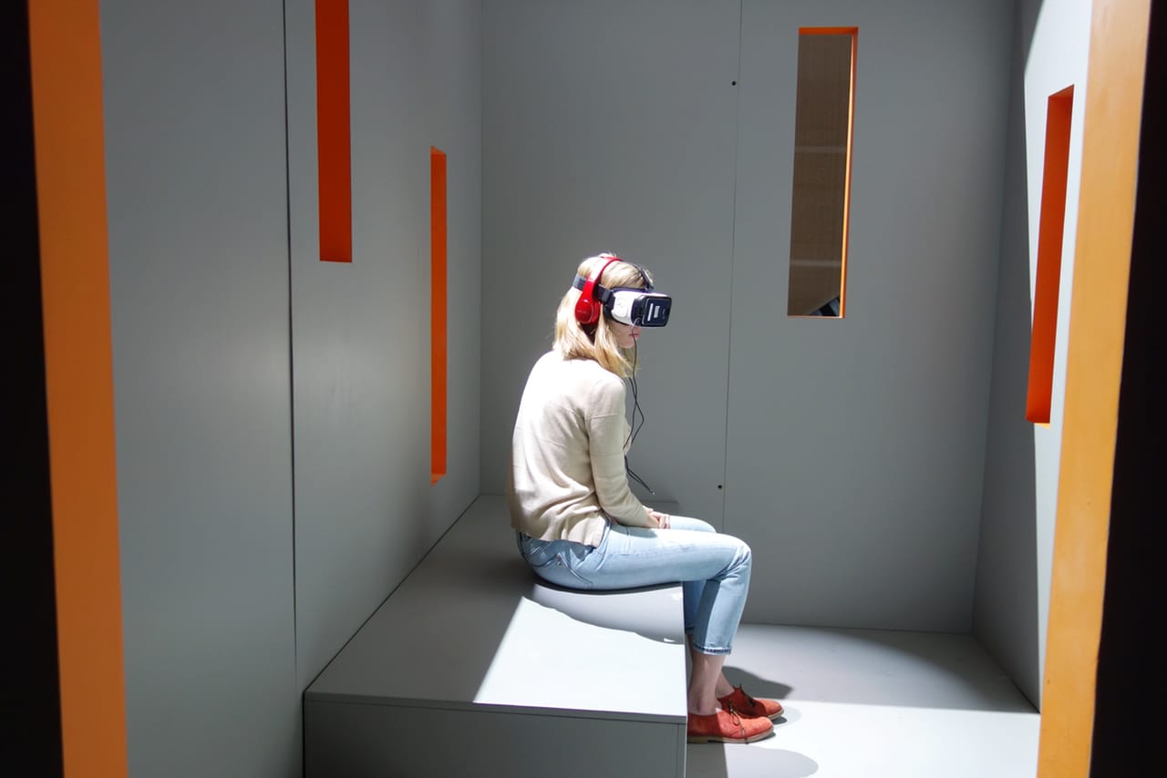 A festival goer experiencing "6x9"