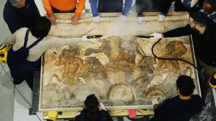 Restoration of the Mosaic of Epiphany of Dionysus (GIF by the author for Hyperallergic, via Onassis Foundation/Vimeo)