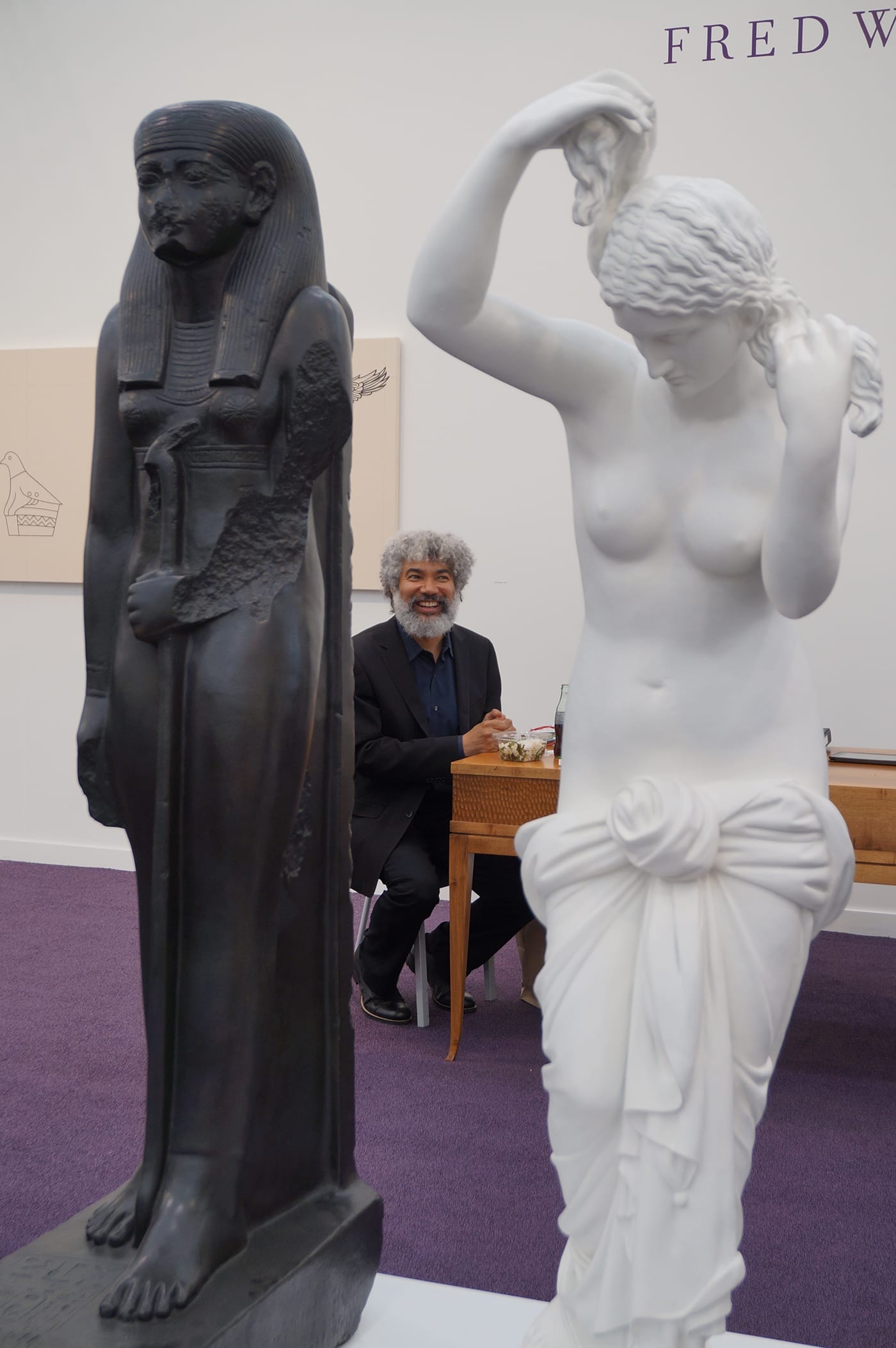 Fred Wilson sandwiched between his "The Mete of the Muse" (2006)