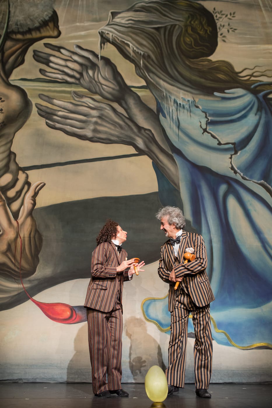 Scene from 'La Verità' (photo by Max Gordon)