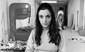 Marisol, Innovative Pop Art Sculptor Written Out of History, Dies at 85