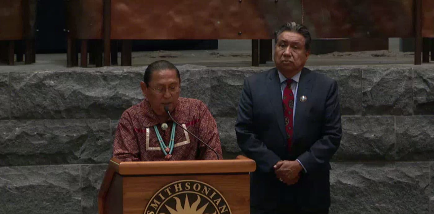 Governor Kurt Riley of the Pueblo of Acoma speaking at the emergency meeting (screenshot by the author for Hyperallergic)