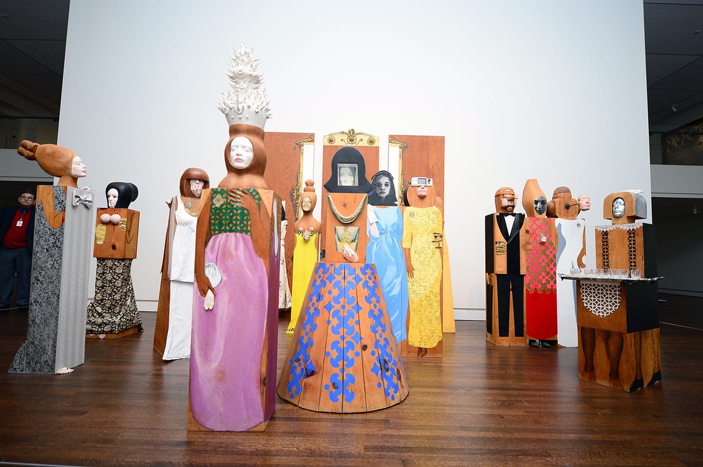 Marisol, "The Party" (1965–66), assemblage of 15 freestanding, life-size figures and three wall panels, with painted wood and carved wood, mirrors, plastic, television set, clothes, shoes, glasses, and other accessories, Toldeo Museum of Art, Museum Purchase Fund, by exchange (photo by Andrew Weber, courtesy Toledo Museum of Art)