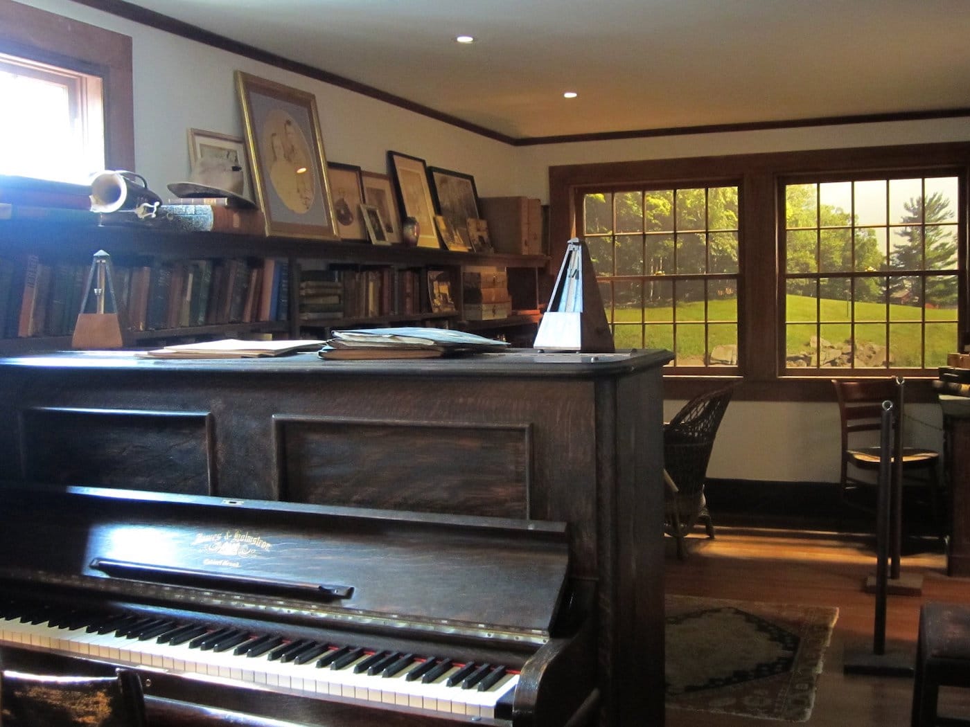 The studio of Charles Ives reconstructed at the New York Academy of Arts and Letters (photo by the author for Hyperallergic)