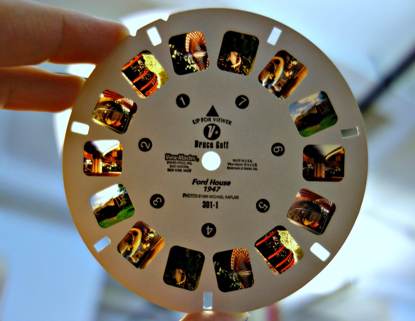 A reel of Bruce Goff's 1947 Ford House in Aurora, Illinois, from View Productions (all photos by the author for Hyperallergic unless noted)