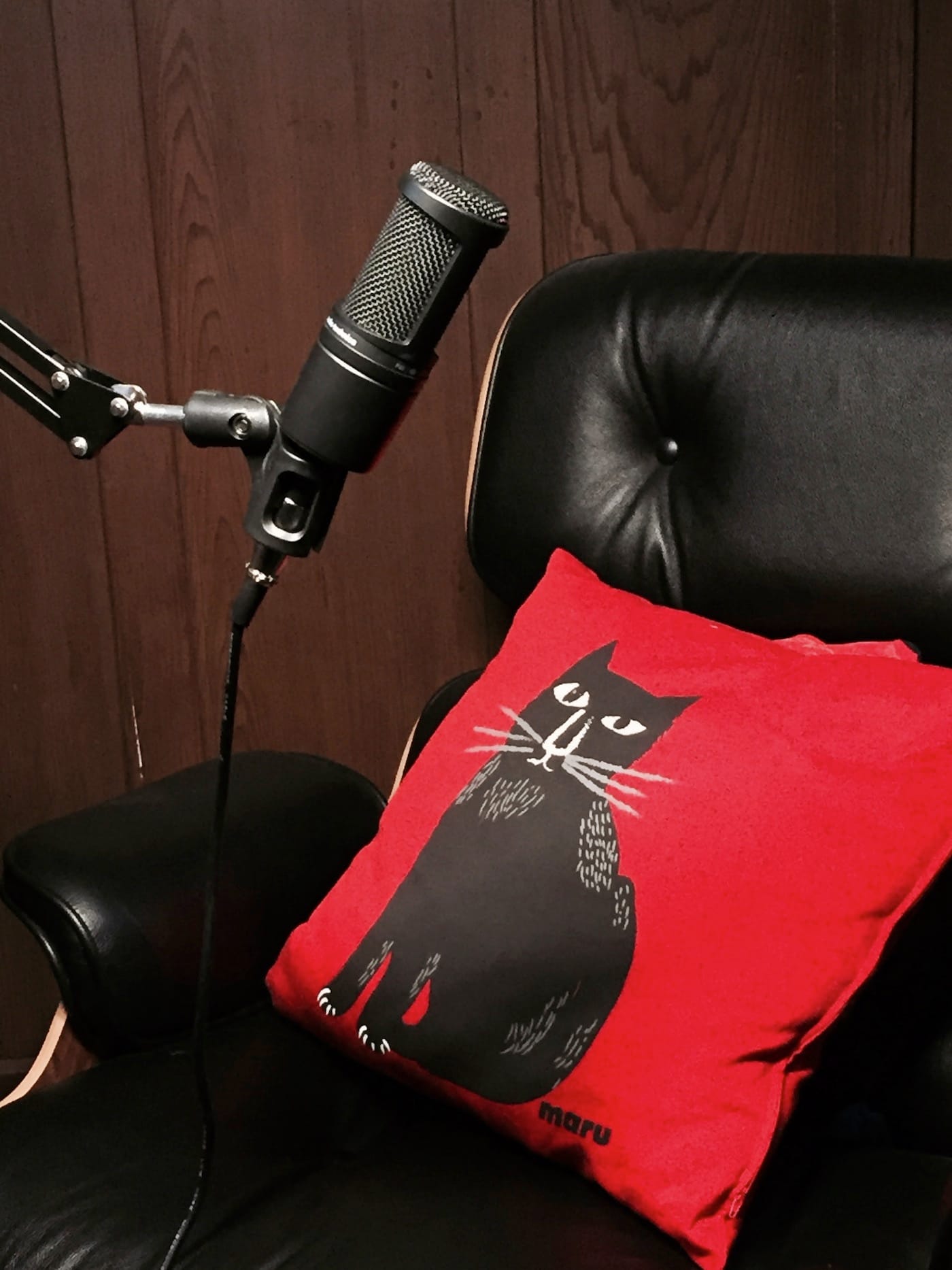 WMEW (via nomadicdivision.org)