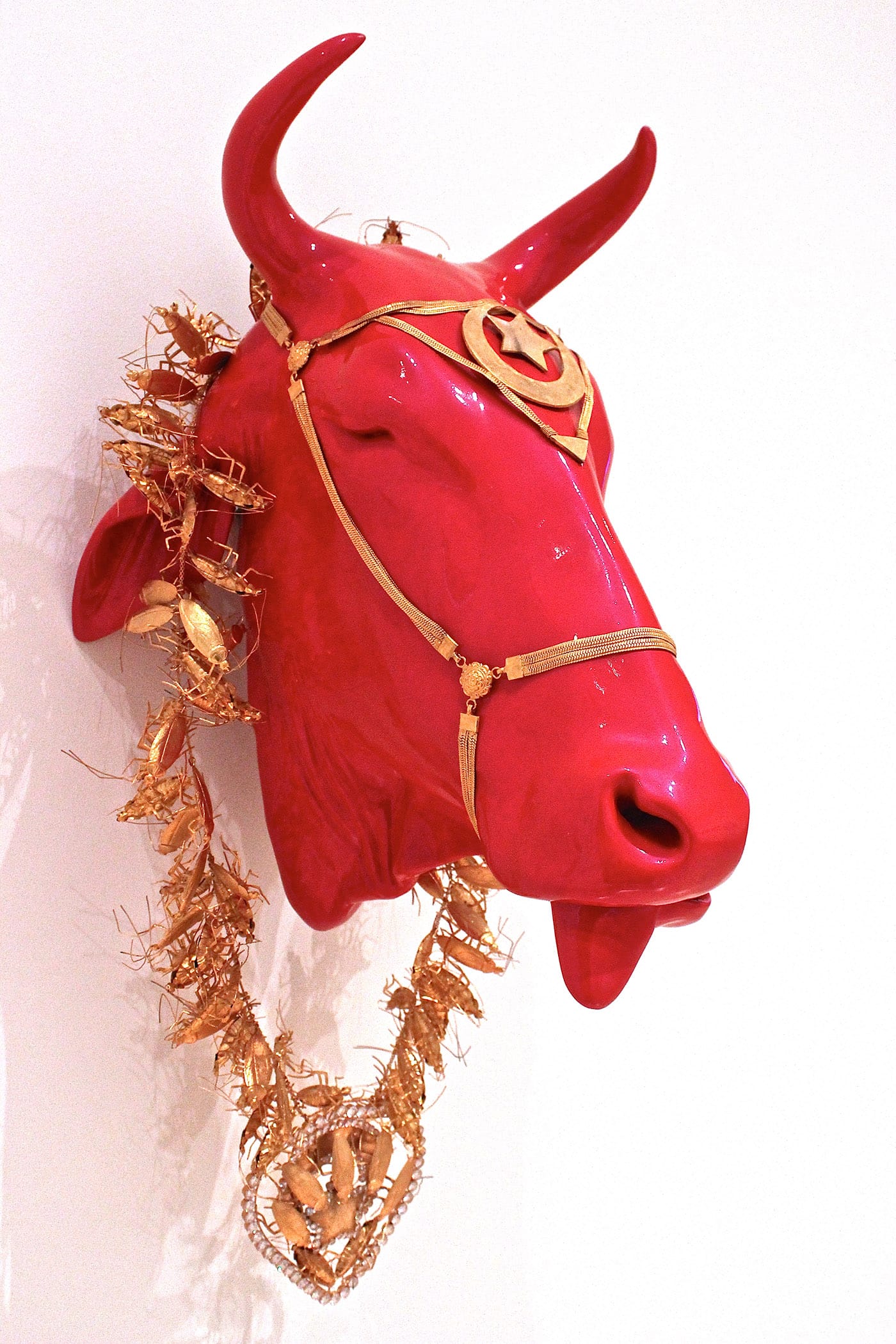 Mahbubur Rahman, "Portrait from the Market- 1" (2015), fiberglass with paint, metal, and crystal (click to enlarge)