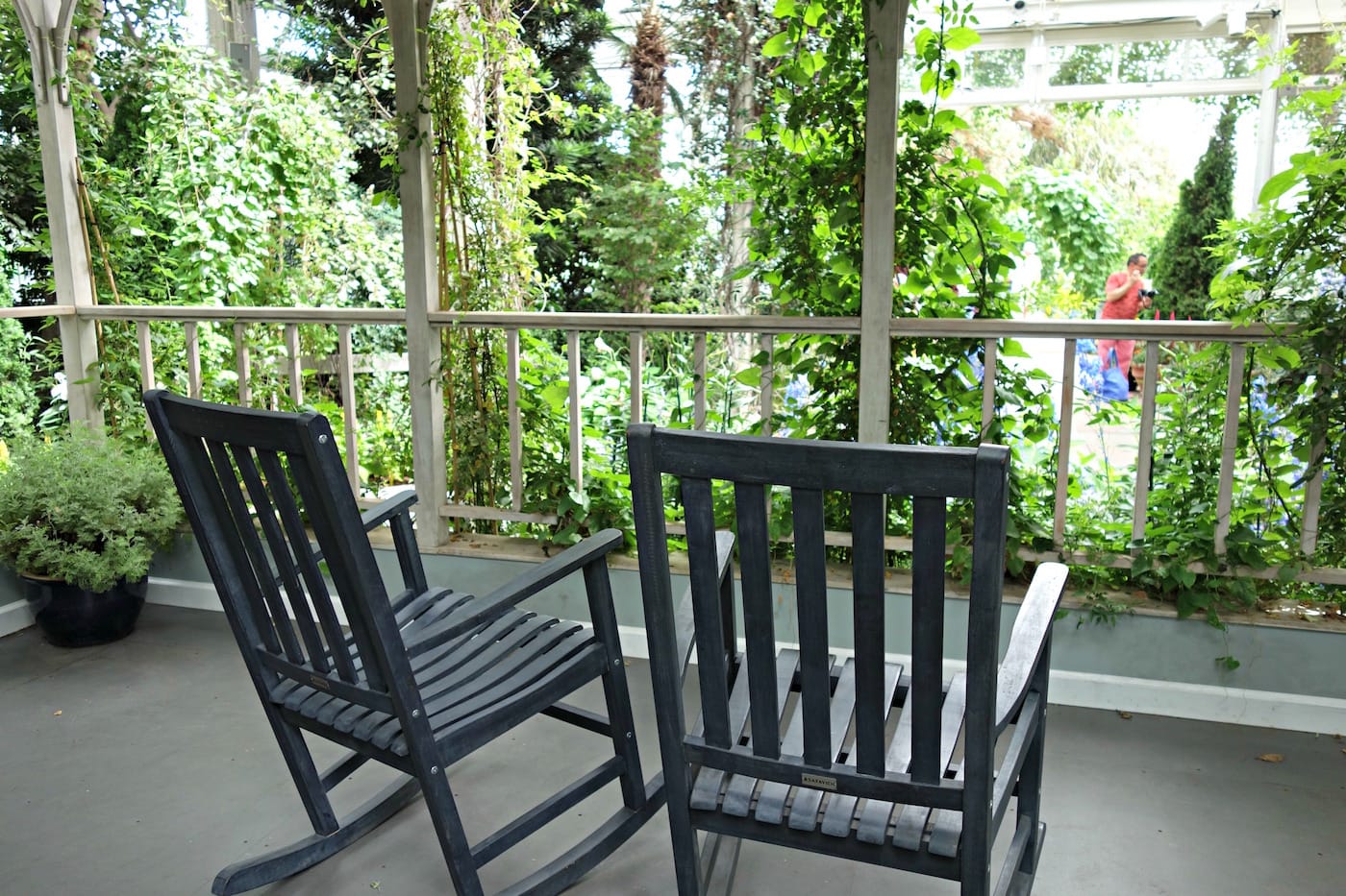 Installation view of 'Impressionism: American Artists on Canvas' at the New York Botanical Garden