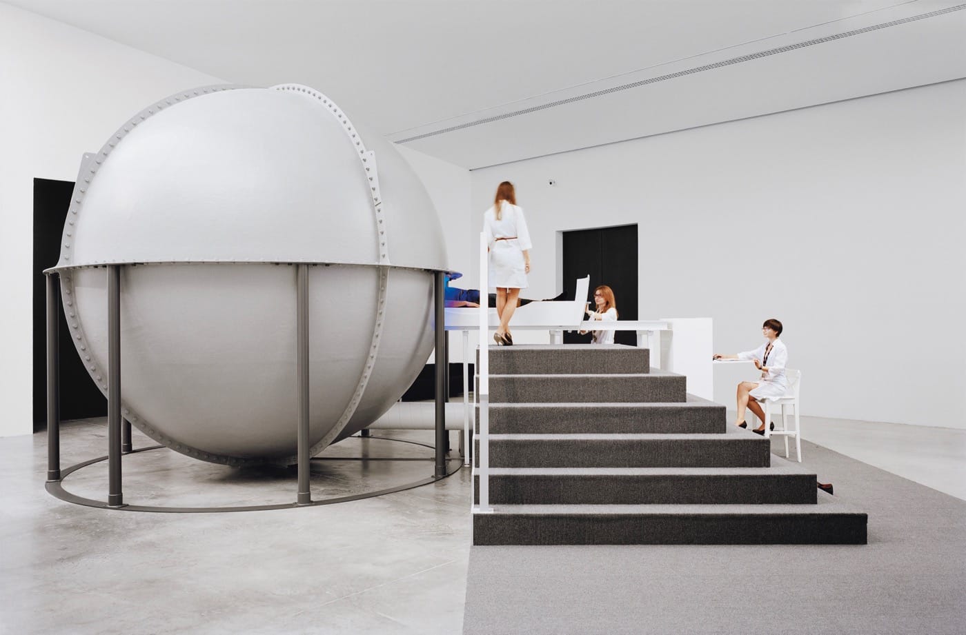 James Turrell Light Reignfall, 2011 Fiberglass, steel, and neon light Gift of Hyundai Motor as part of The Hyundai Project: Art + Technology at LACMA in honor of the museum's 50th anniversary (c) James Turrell photo (c) Museum Associates/LACMA