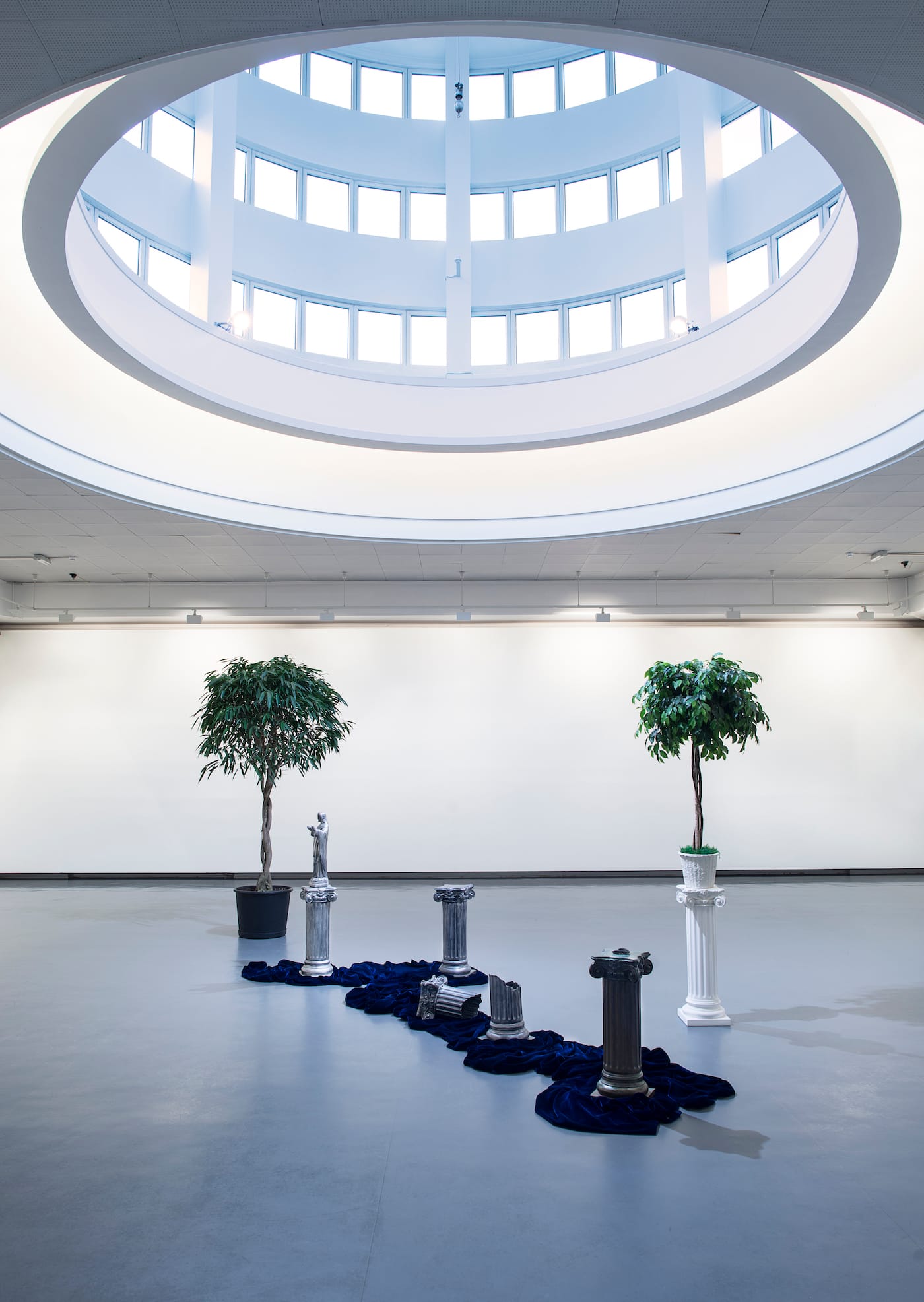 Lynda Benglis, "Primary Structures (Paula’s Props)" (1975) installation view at KODE art museum for Bergen Assembly 2016 (courtesy Cheim & Read, New York; photo by Thor Brødreskift)