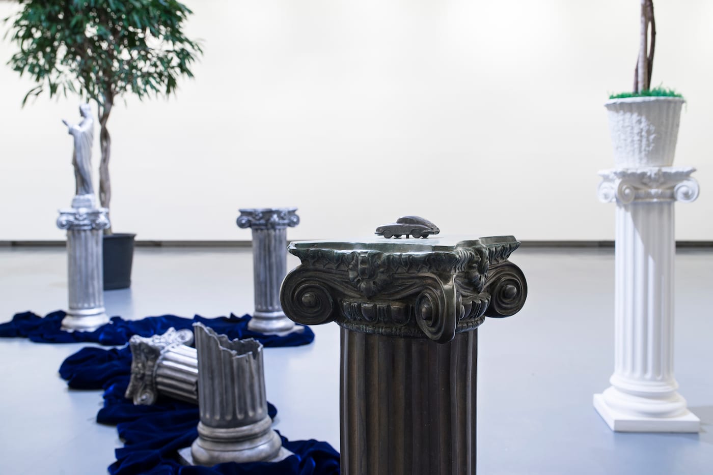 Lynda Benglis, "Primary Structures (Paula’s Props)" (1975) installation view at KODE art museum for Bergen Assembly 2016 (courtesy Cheim & Read, New York; photo by Thor Brødreskift)