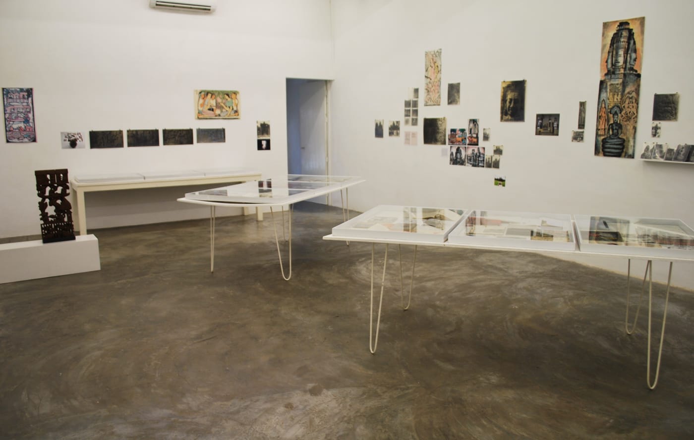 exhibition as you enter Sa Sa Bassac. Photographs all by the author.