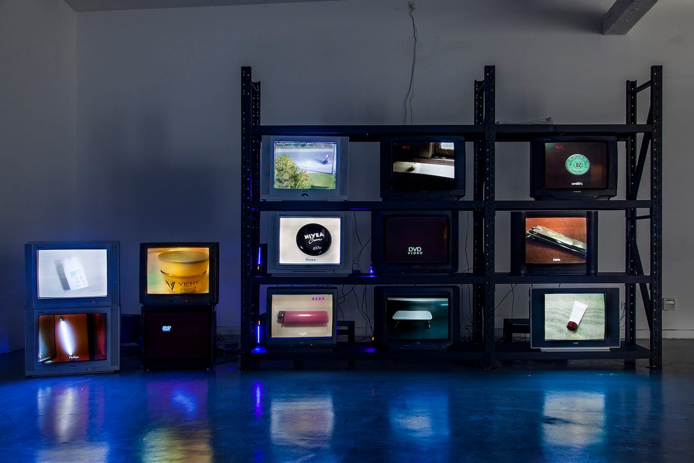 Lee_Kit_falling_in_love_01_PP