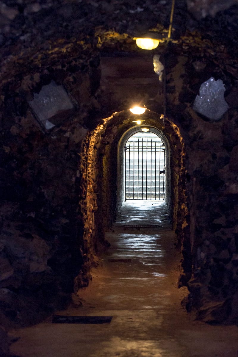 Popes Grotto, Tunnel