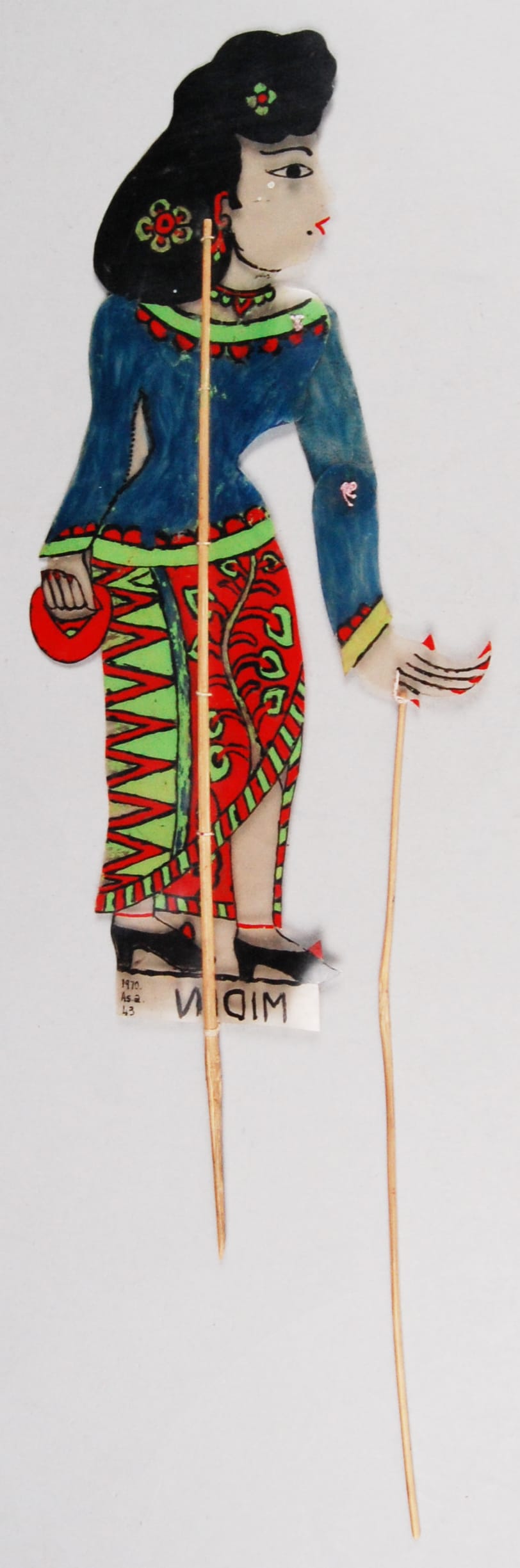 malaysian-plastic-puppet