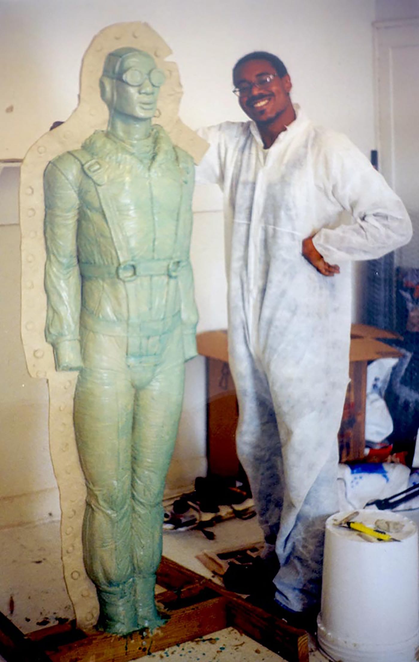 Photo of Michael Richards in his studio in the 1990s. Courtesy LMCC and The Michael Richards Estate