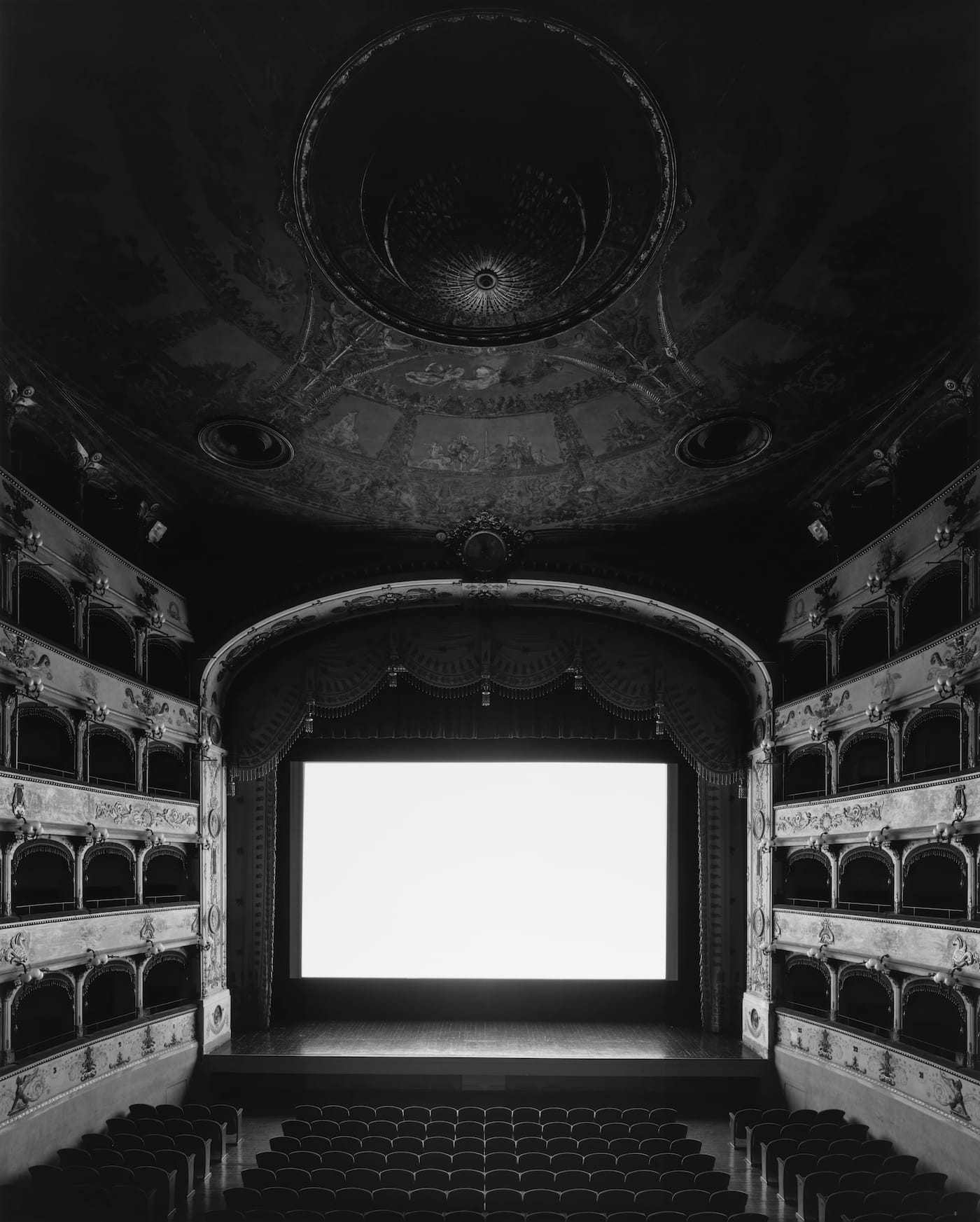 teatro-comunale-di-ferrara-ferrara-2015