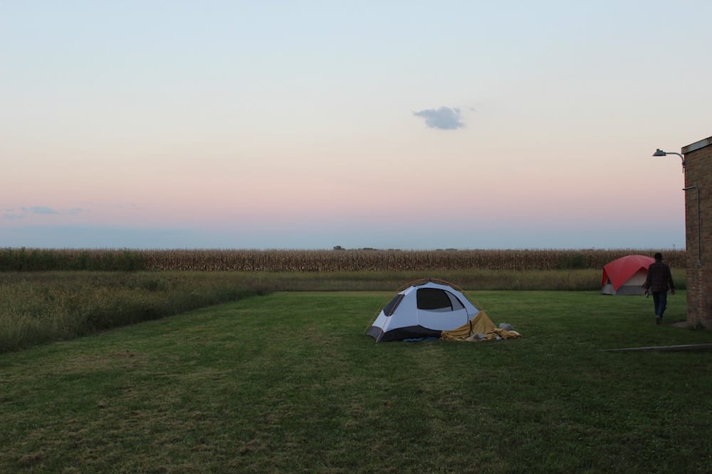 A section of the weekend’s on-site campground (photo by the author for Hyperallergic