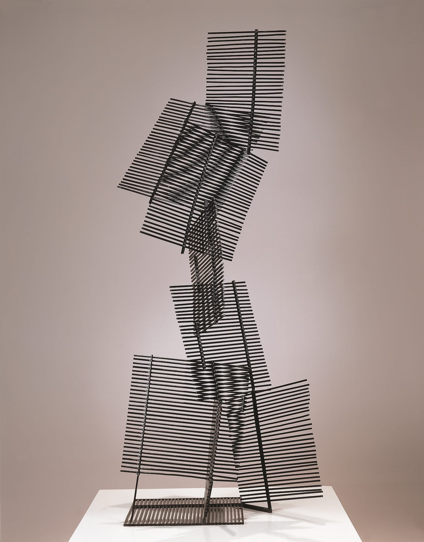 Gego (Gertrud Goldschmidt), "Eight Squares" (1961), painted iron, 66 15/16 x 25 3/16 x 15 3/4 in