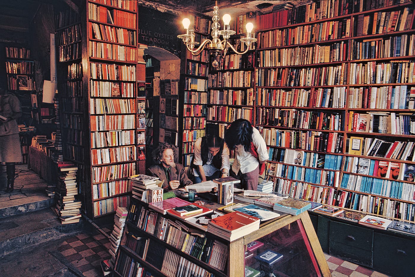 sco_george-whitman-and-guests_1970s_photo-credit-robert-jeantet