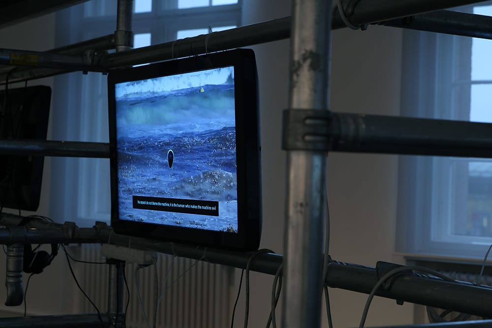 15_gravenorvanessa_memybullet