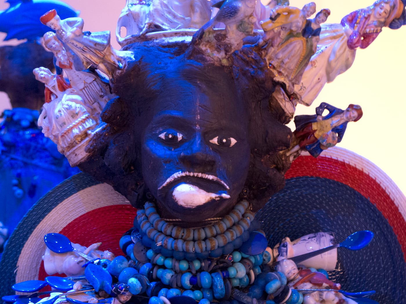 2-detail-shot-cream-crackers