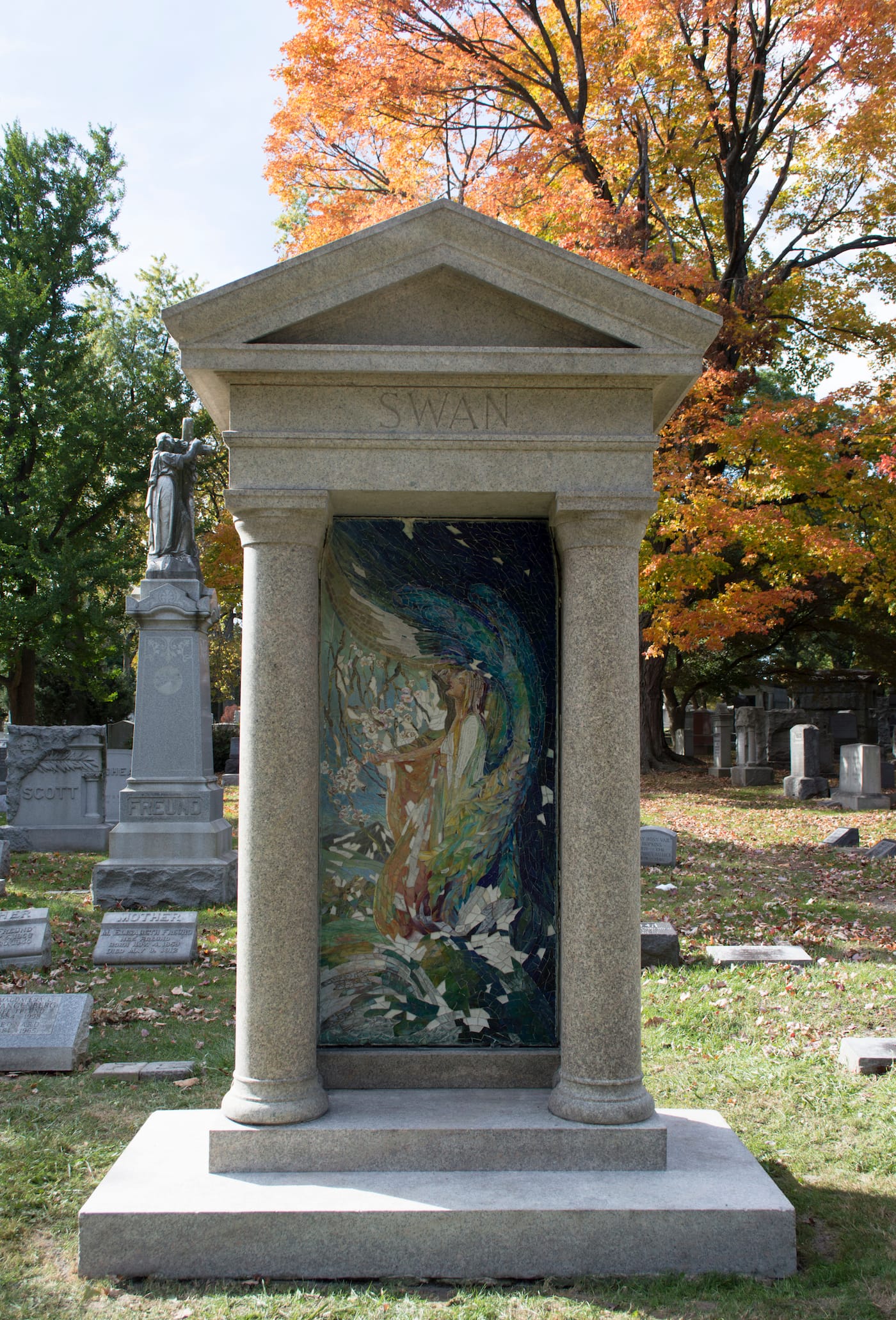 Swan Memorial, Woodlawn Cemetery, The Bronx