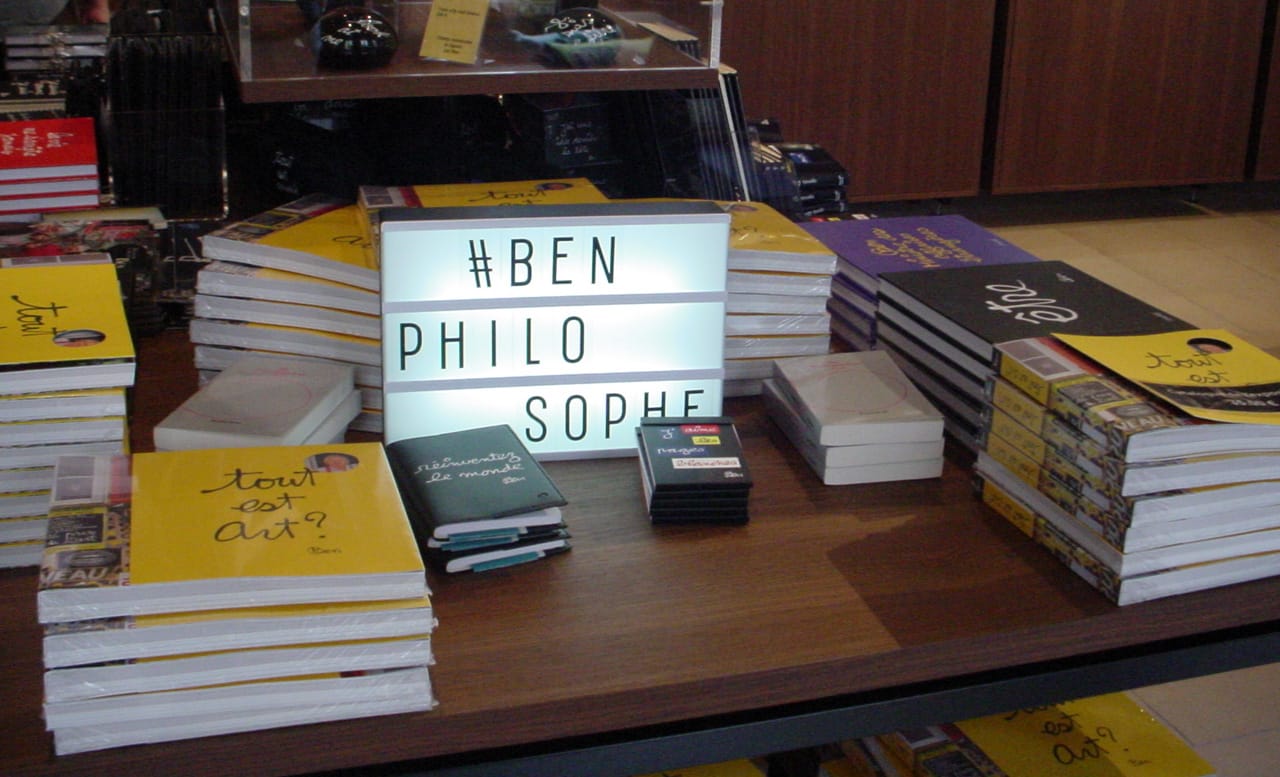 Ben Vautier books in the gift shop at the Musée Maillol (photo by the author for Hyperallergic)