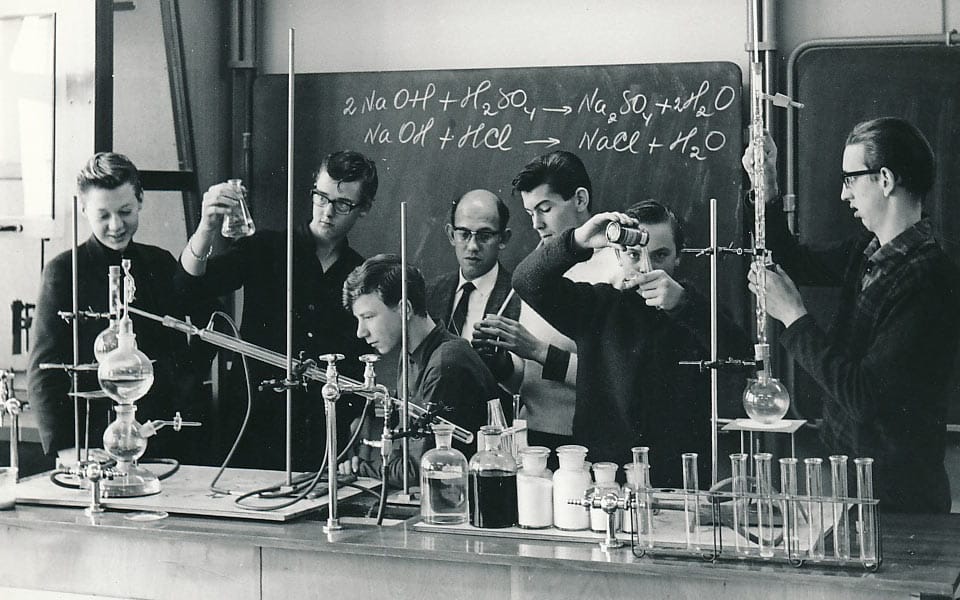 The Vlisco factory in the 1950s–60s (image courtesy Vlisco)