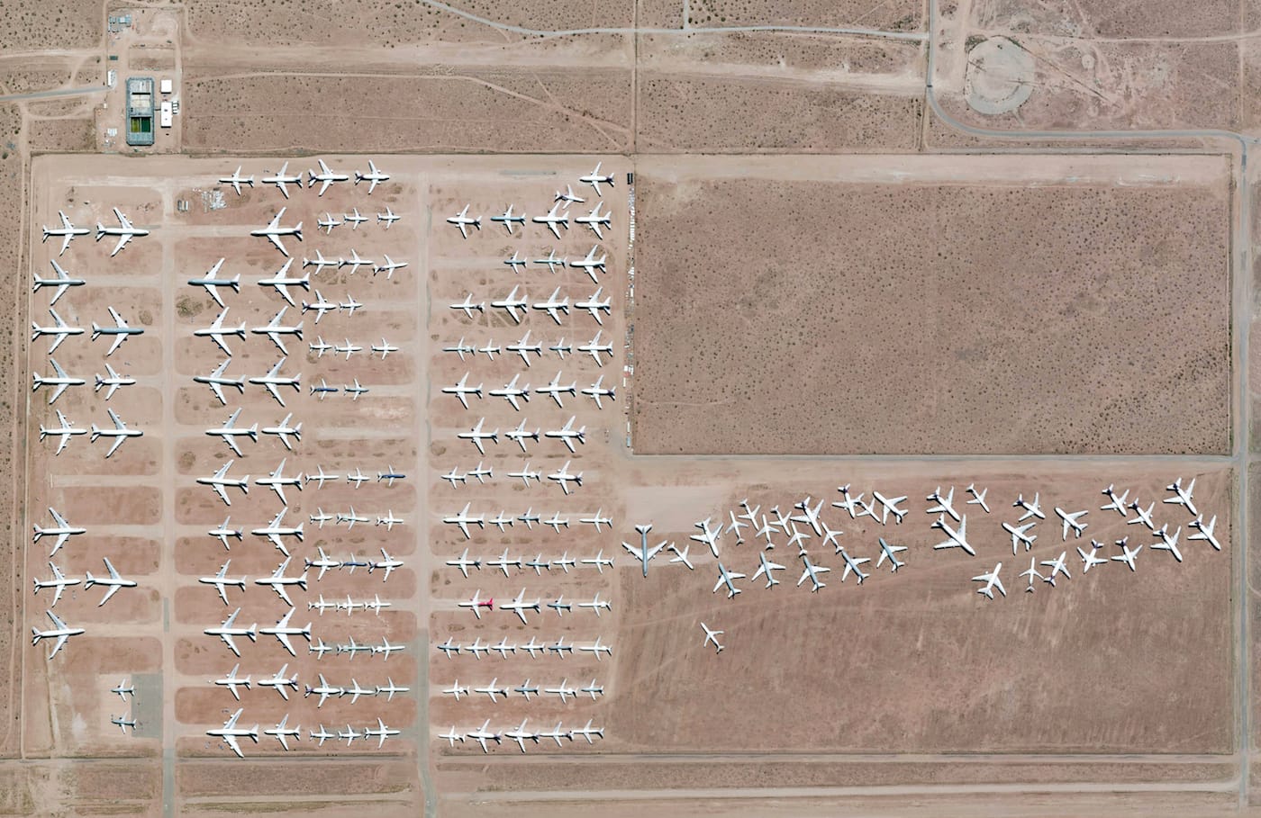 24-southern-california-logistics-airport-graveyard-1-copy