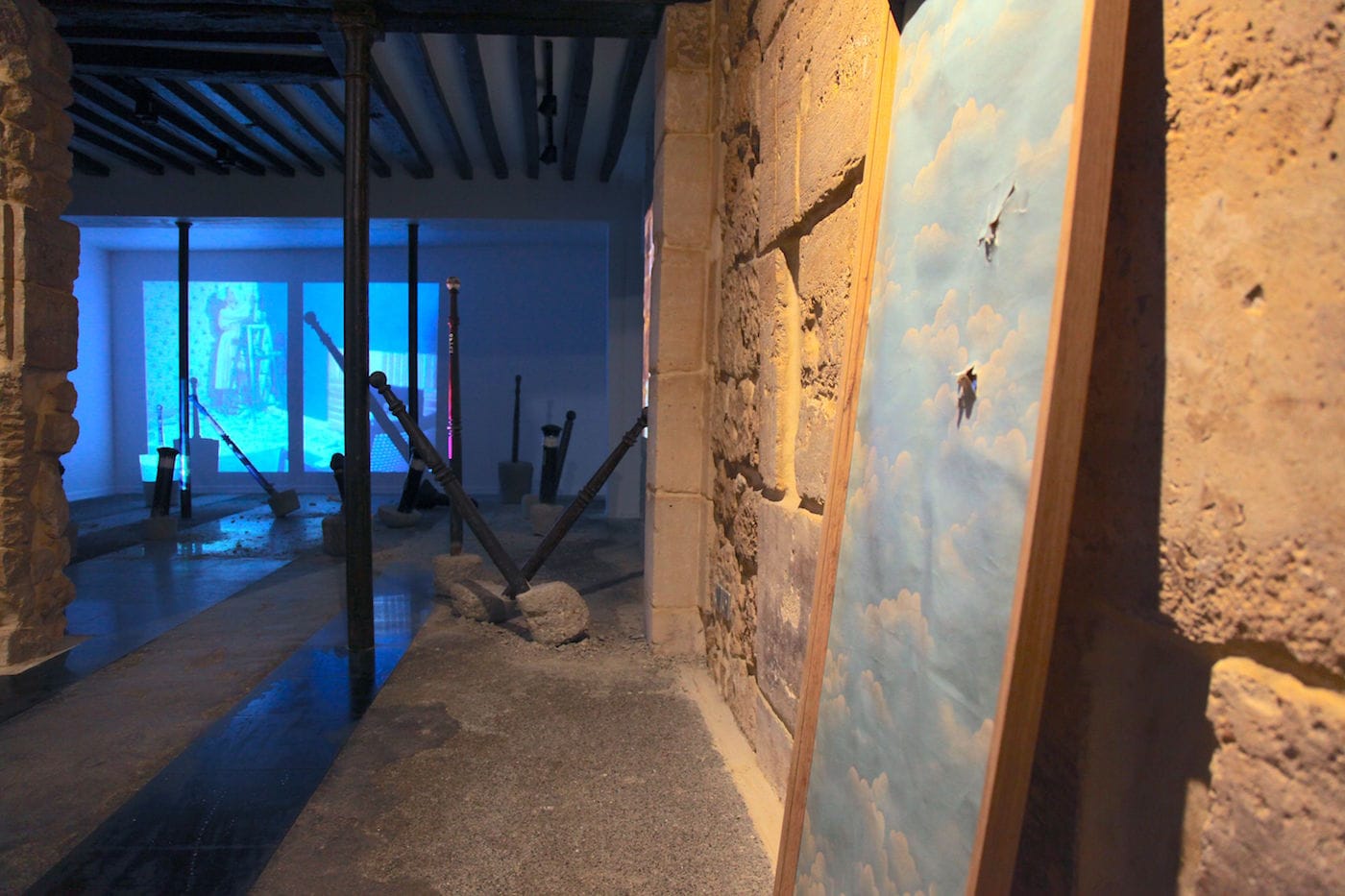 Lara Ögel, "Come Back! All Is Forgiven" (2016), installation view, Protocinema, Paris