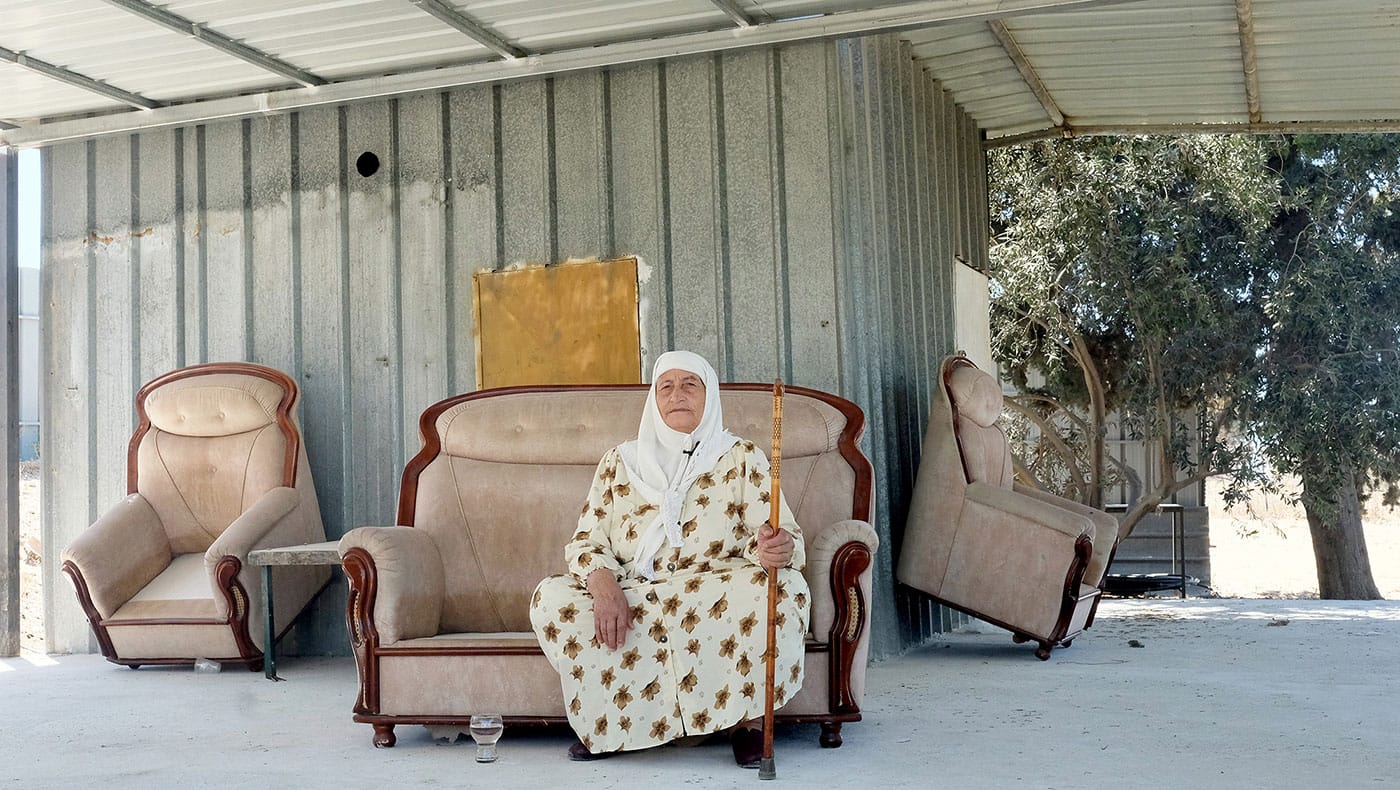 Inas Halabi, "Mnemosyne" (2016), video still (courtesy of the artist)