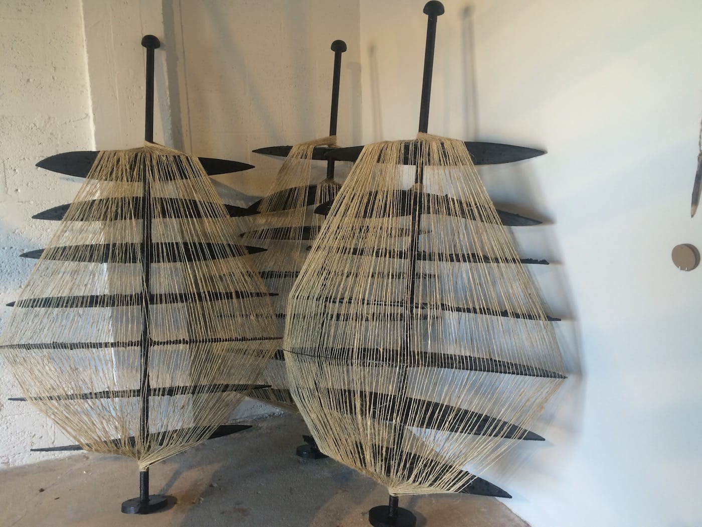 Musa Hixson, “The Law of Growth” (2014), rope, air plants, 12 x 12 x 20 ft (courtesy of the artist and Prizm)