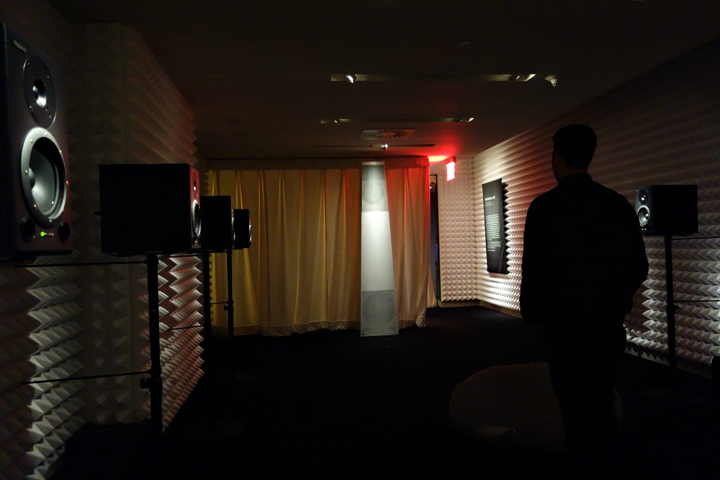 Installation view of Sacred Spaces: Himalayan Wind at the Rubin Museum (photo by the author for Hyperallergic)