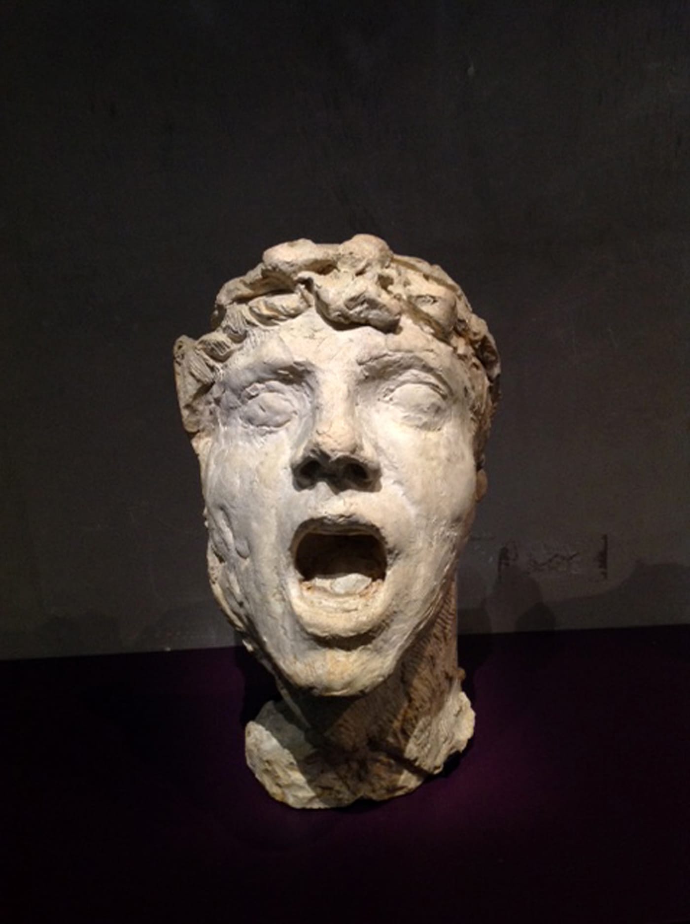 Antoine Bourdelle, sculptural figure fragment (ca 1900) (photo by the author for Hyperallergic)