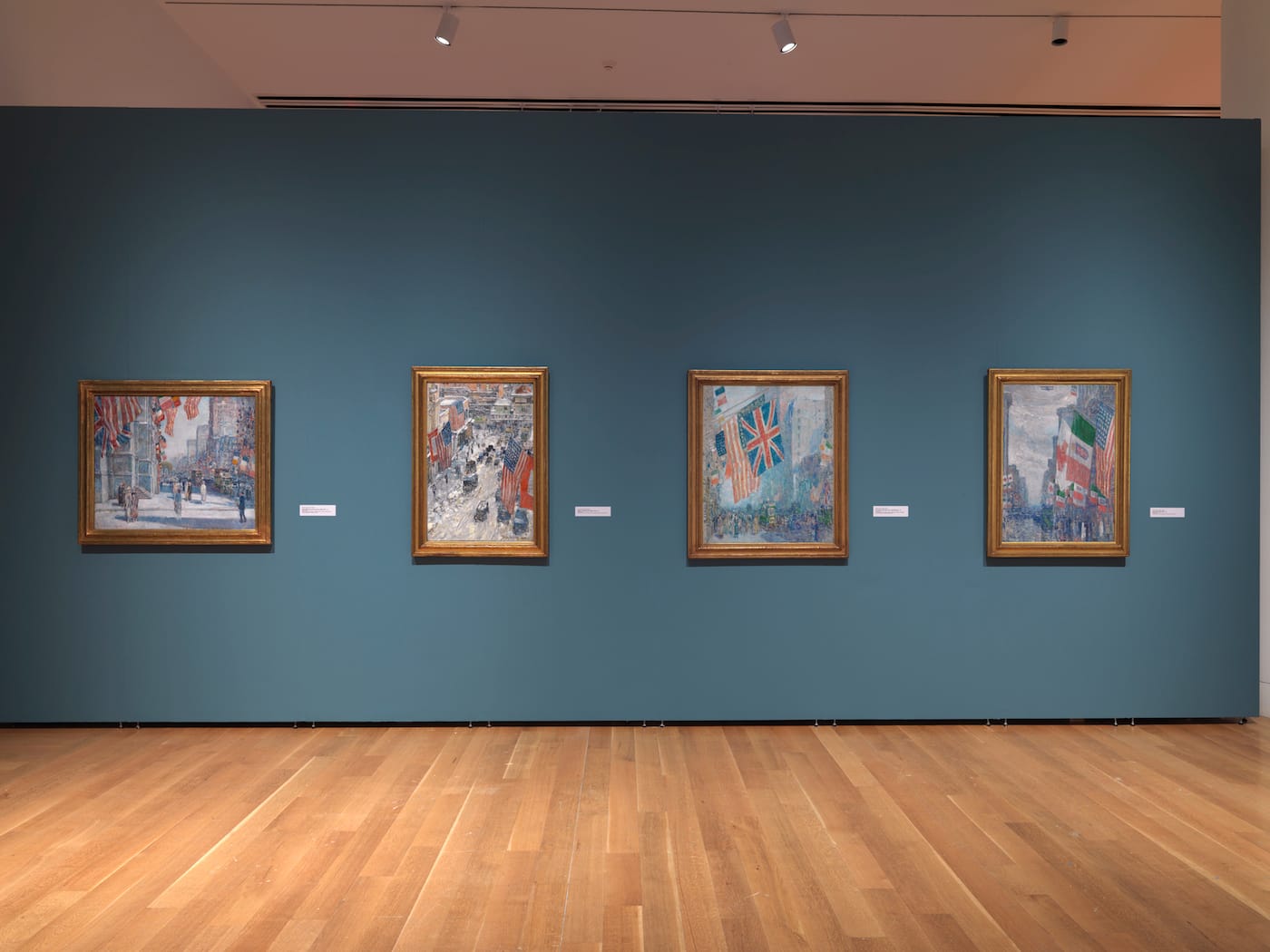 Installation view of <em>World War I and American Art</em> at the Pennsylvania Academy of the Fine Arts (photo courtesy the Pennsylvania Academy of the Fine Arts, Philadelphia)