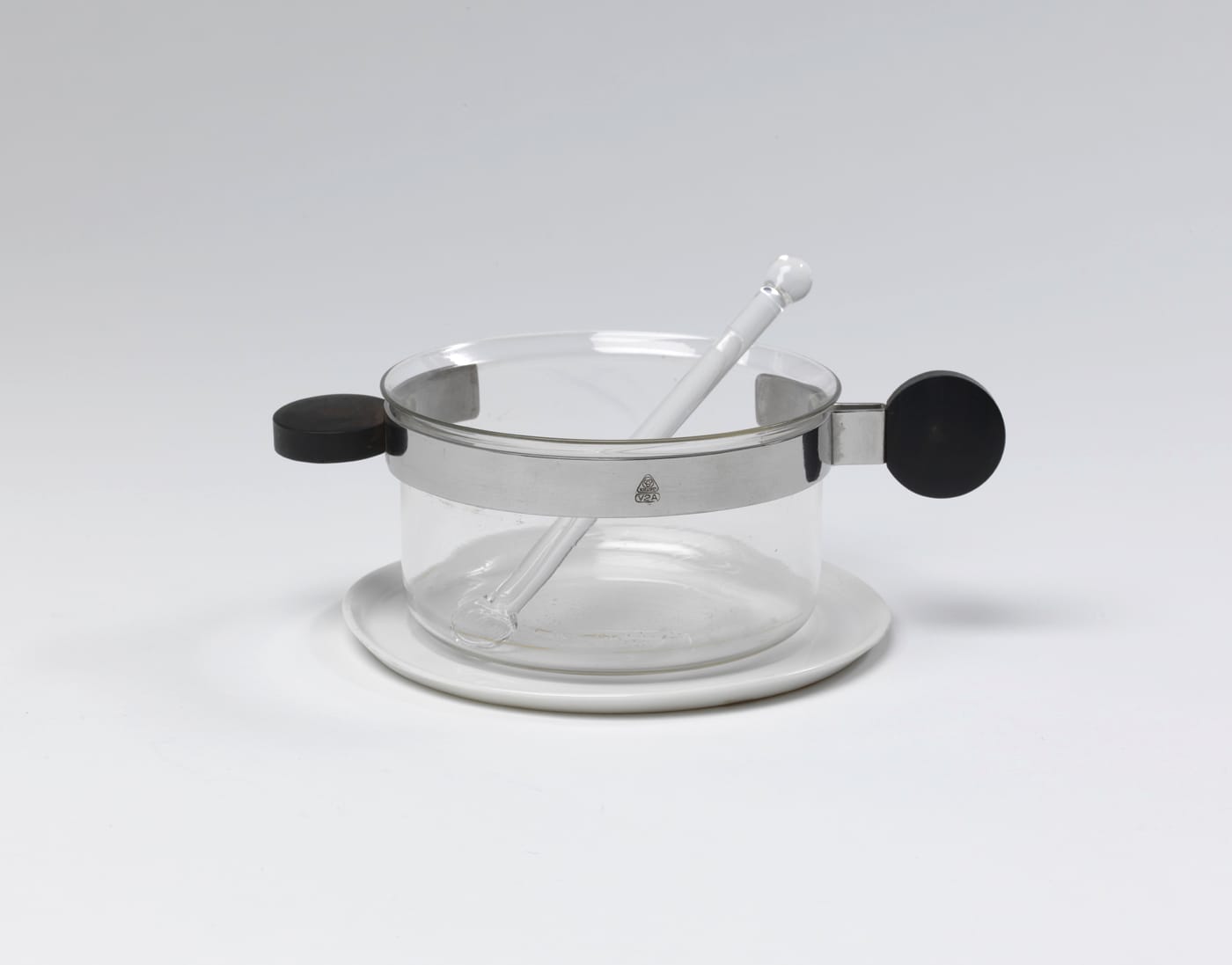 Josef Albers, “Tea Glass with Saucer and Stirrer” (1925), heat resistant glass, chrome-plated steel, ebony, and porcelain (© The Josef and Anni Albers Foundation / VG Bild-Kunst, Bonn)