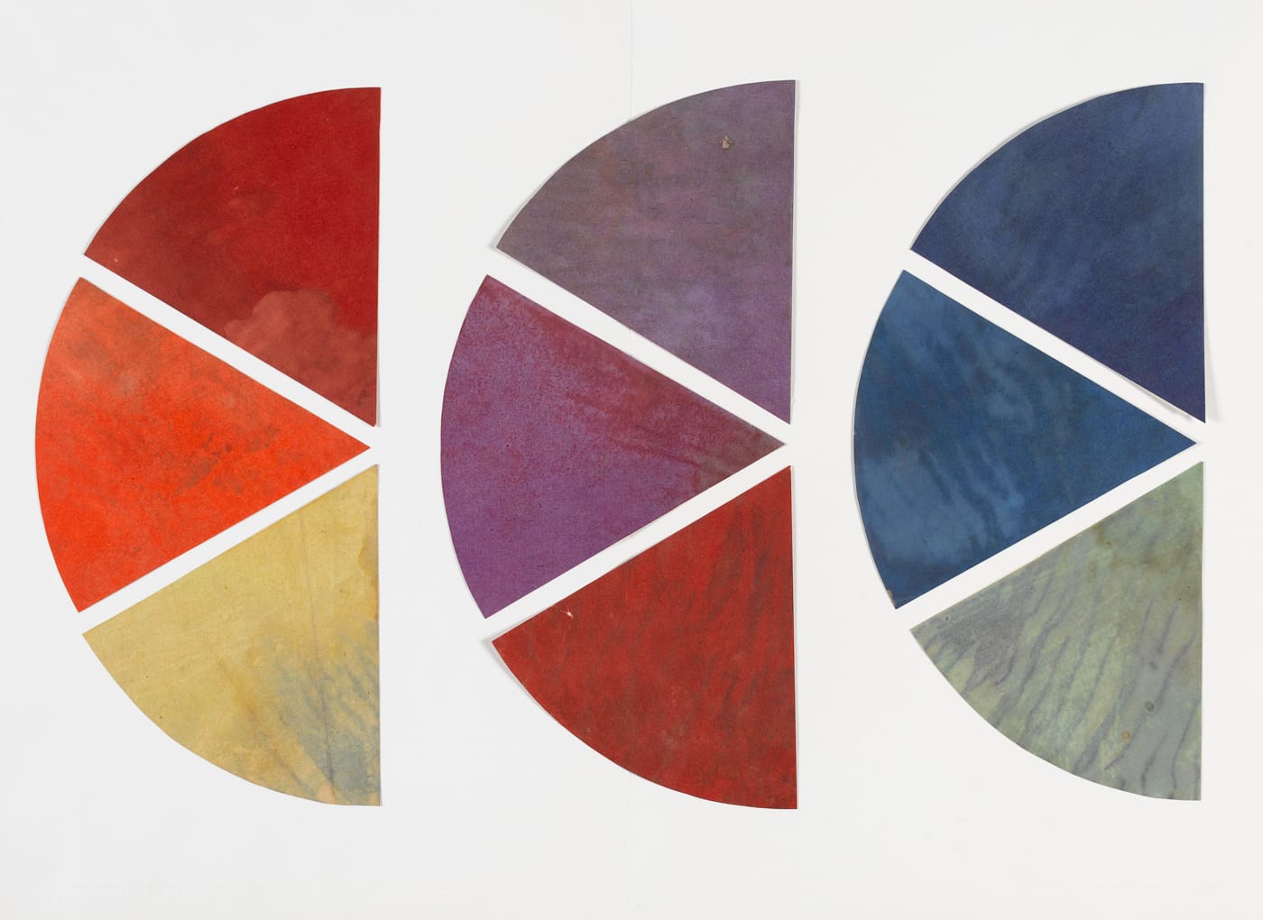 Vassily Kandinsky, “Nine Elements of the Chromatic Circle” (1922–33), painting on paper (photo © Centre Pompidou, MNAM-CCI, Dist. RMN-Grand Palais / Philippe Migeat)