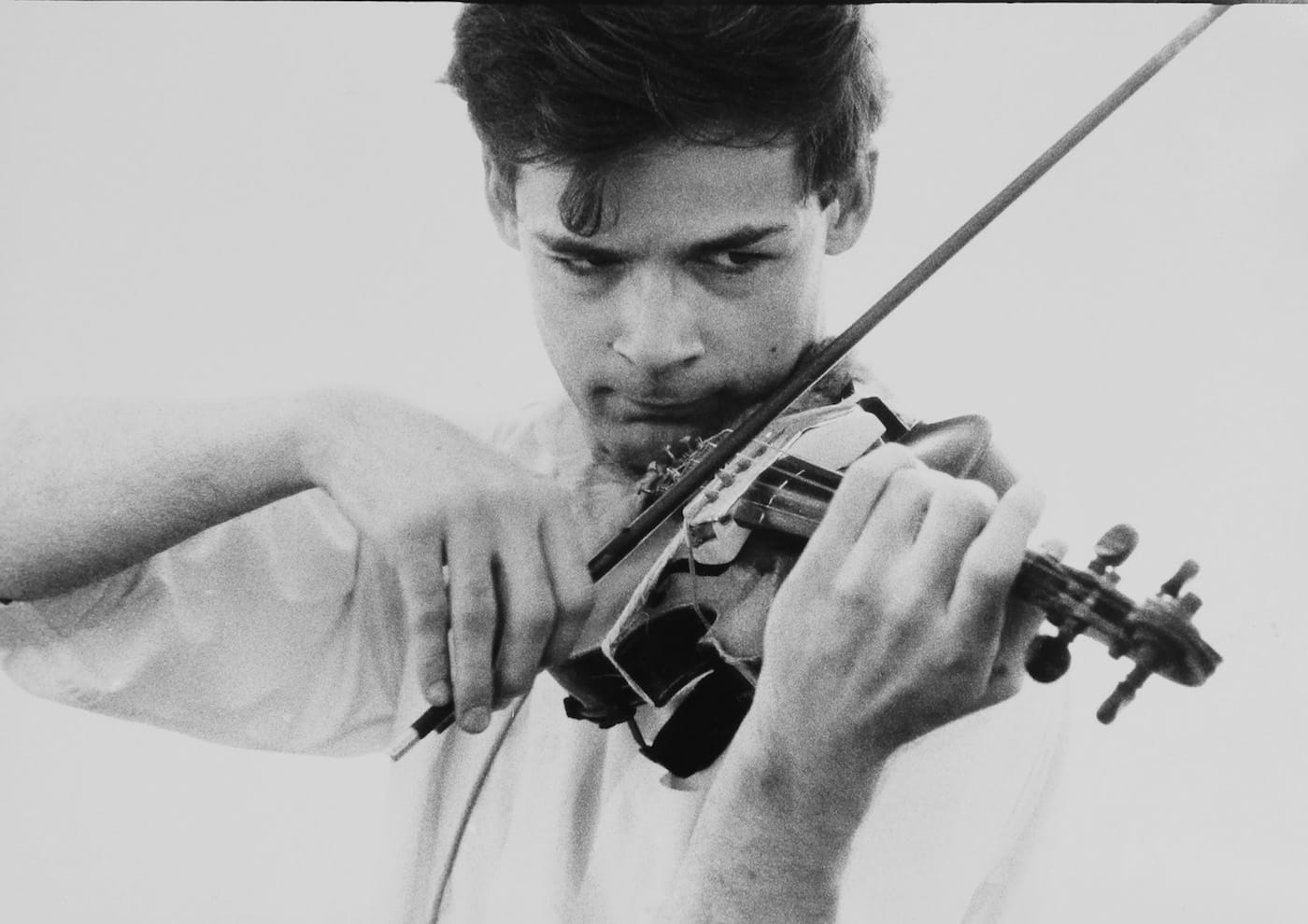Tony Conrad in 1966 (photo by Frederick Eberstadt)