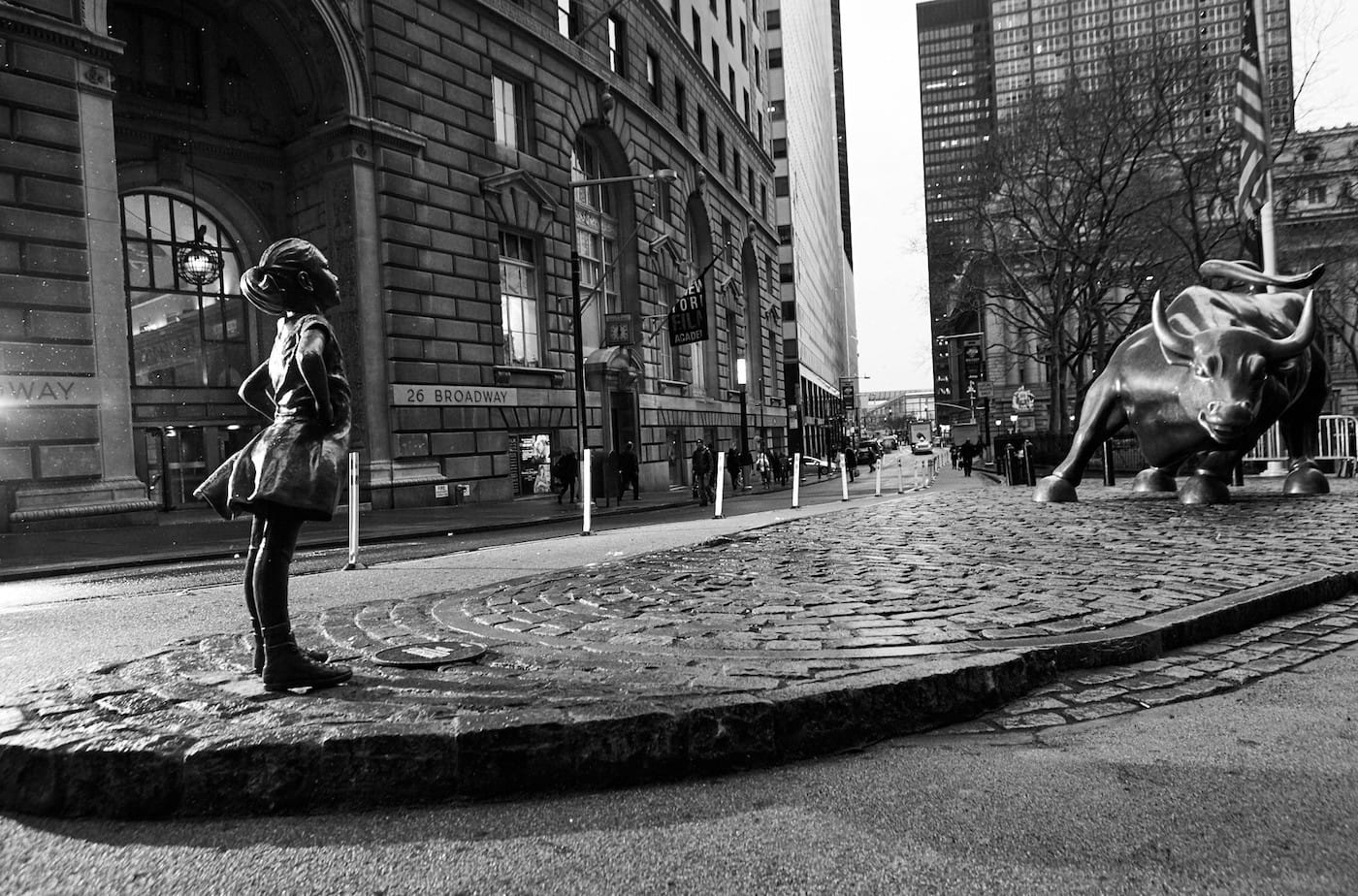 Kristen Visbal, "Fearless Girl" (2017) (photo by Business Wire, courtesy State Street Global Advisors)