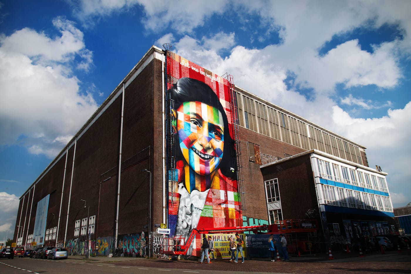 Eduardo Kobra mural on the exterior of Amsterdam's future street art museum (photo by Marco Buddingh)