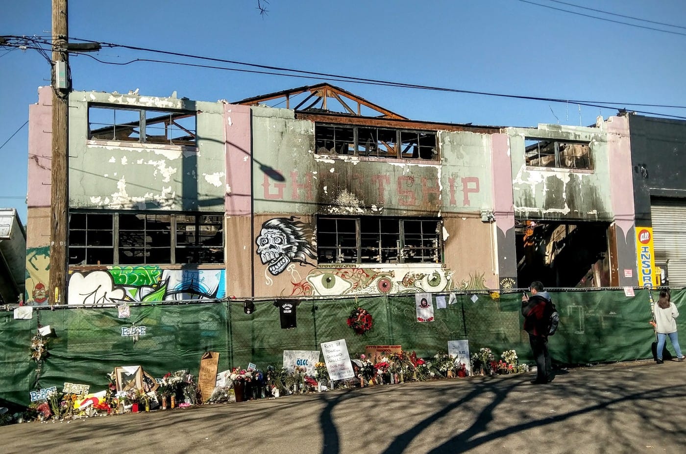 The Ghost Ship warehouse in Oakland three weeks after the deadly fire (photo by Jim Heaphy, via Wikimedia Commons)