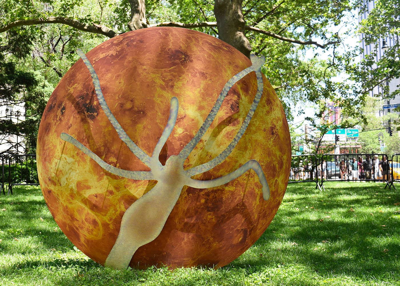 Katja Novitskova, "Earth Potential (Hydra, Venus)" (2017), digital print on aluminum, cut out display, steel and aluminum armature