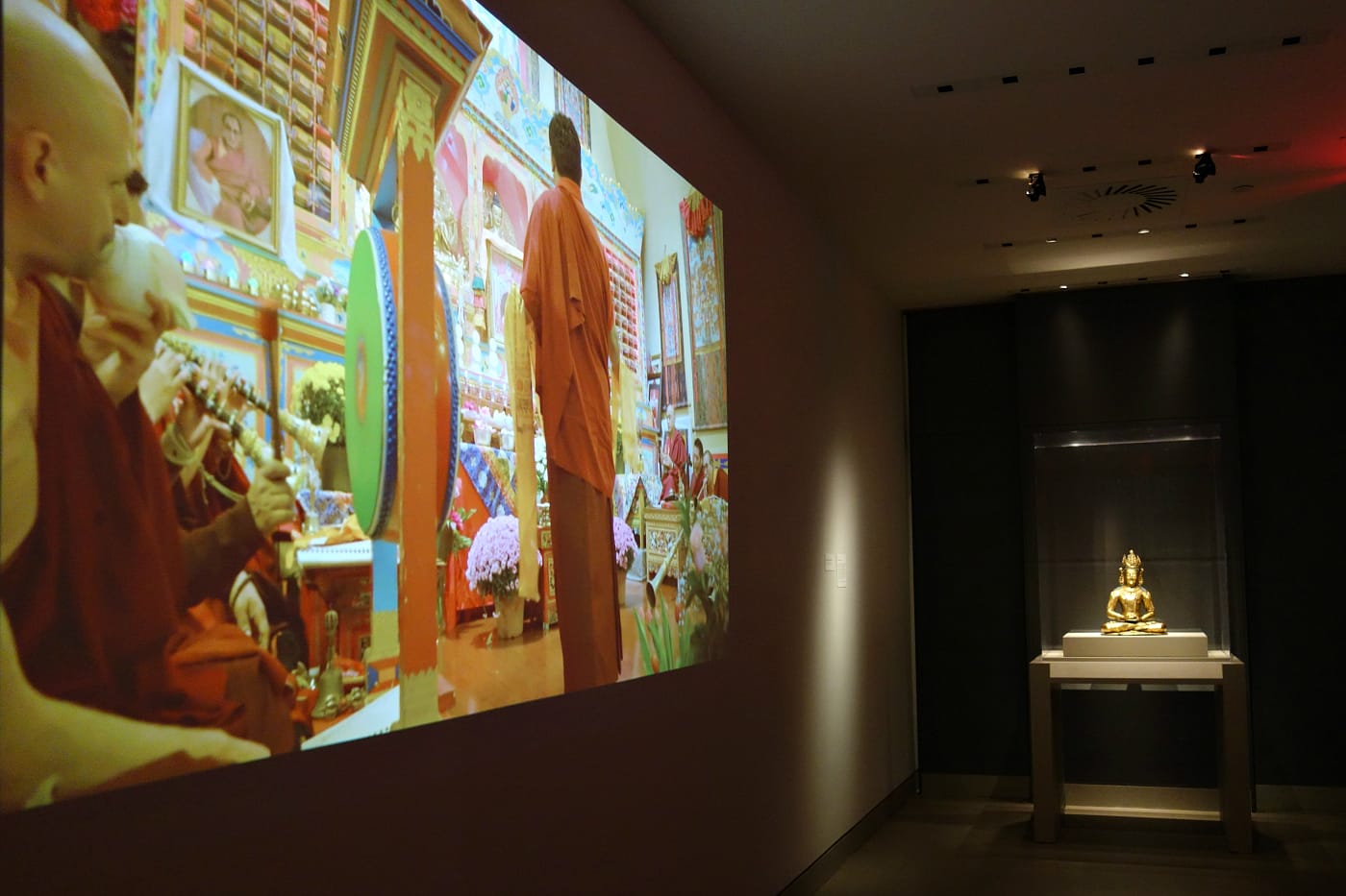 Installation view of <em>The World Is Sound</em> at the Rubin Museum of Art (photo by the author for Hyperallergic)