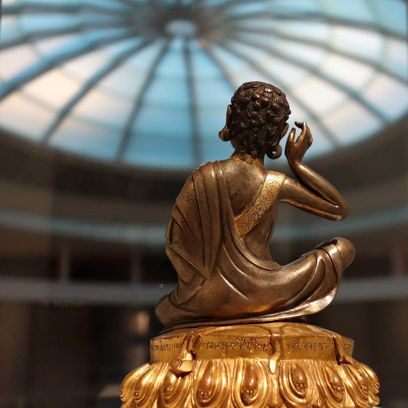 Installation view of <em>The World Is Sound</em> at the Rubin Museum of Art (photo by the author for Hyperallergic)