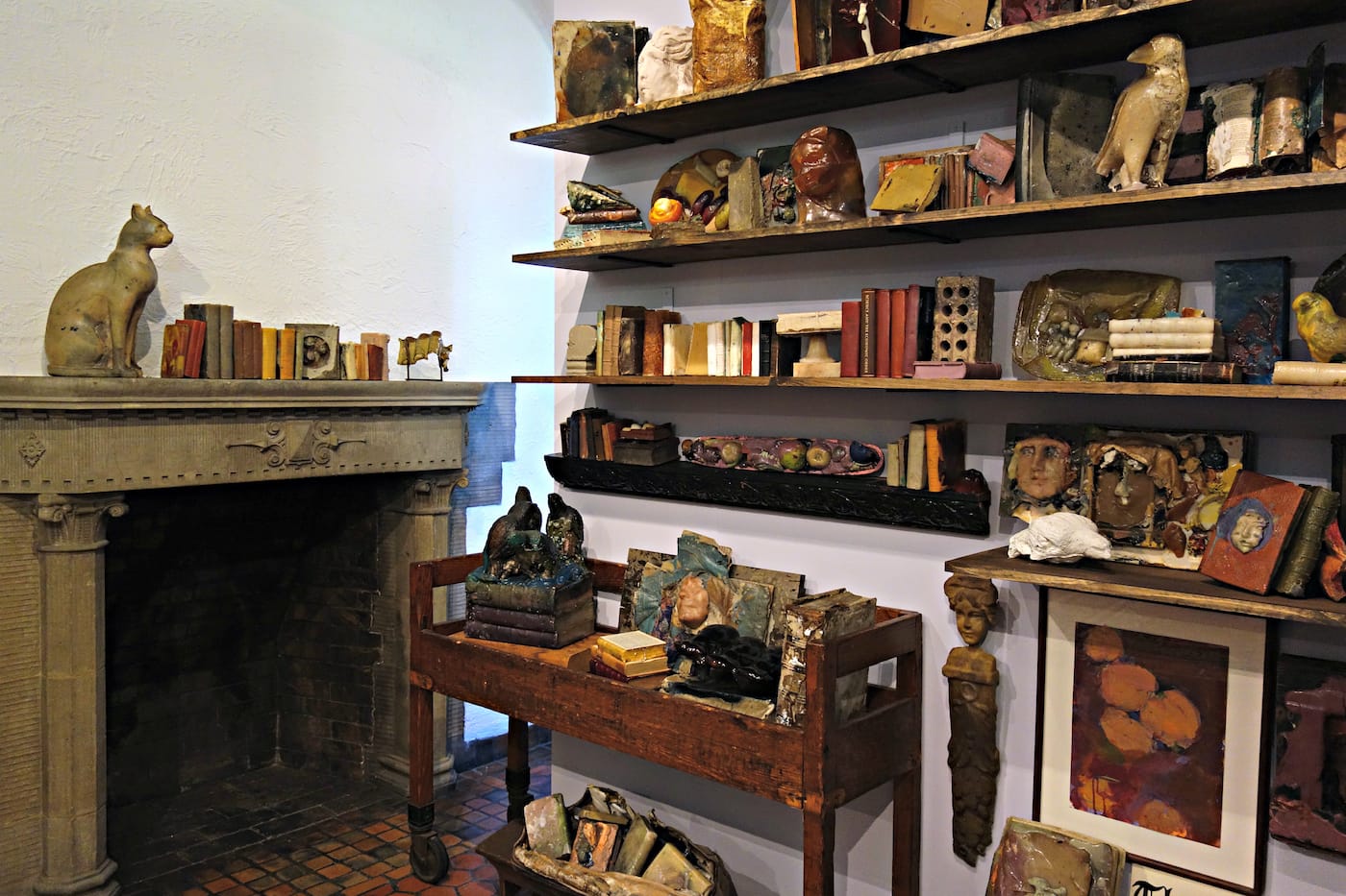 Installation view of <em>Volumes: Stella Waitzkin + Rita Barros</em> at the John Michael Kohler Arts Center (photo by the author for Hyperallergic)