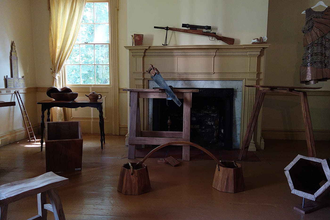 Installation view of <em>Witness Tree Project</em> at the Lefferts Historic House in Prospect Park (photo by the author for Hyperallergic)