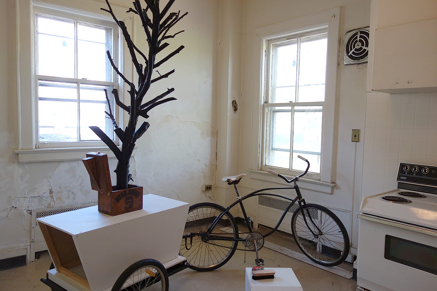 Andrew Harrison, "A Tree for Andrew Williams" (2017), sculpture