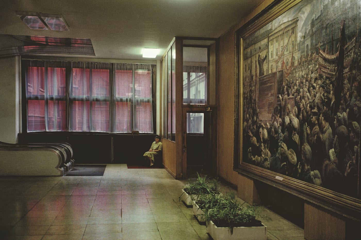 Museum of the Revolution, Moscow, Russia (1989) (© Harry Gruyaert/Magnum Photos)