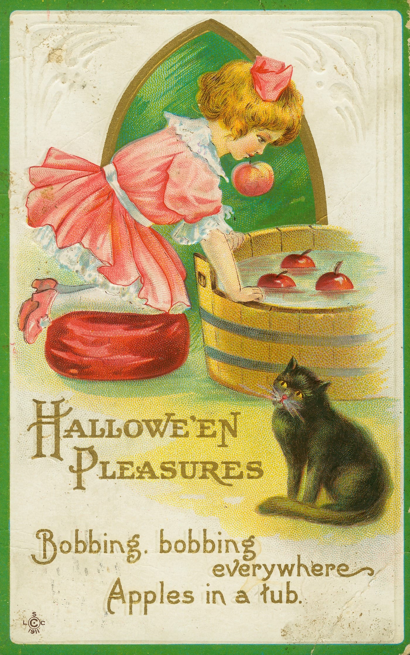 "Hallowe'en Pleasures: Bobbing, bobbing everywhere. / Apples in a Tub" (1911) (via Missouri History Museum/Wikimedia)